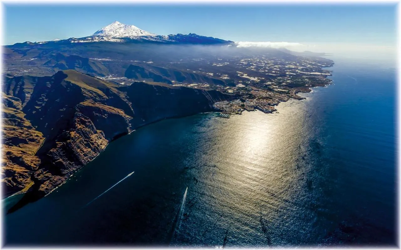 Acantilados De Los Gigantes, Islas Canarias, Espana Acantilado de los Gigantes
